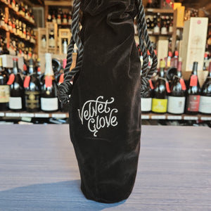MOLLYDOOKER SHIRAZ VELVET GLOVE 2018