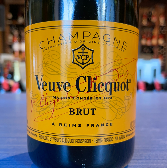CHAMPAGNE VEUVE CLICQUOT-PONSARDIN YELLOW LABEL BRUT RESERVE N.V. – Bleu  Provence Fine Wines